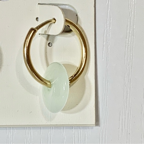 - NWT Lucky Brand two tone dyed jade mismatch hoop earrings 💍💎👑💕 - Picture 6 of 10